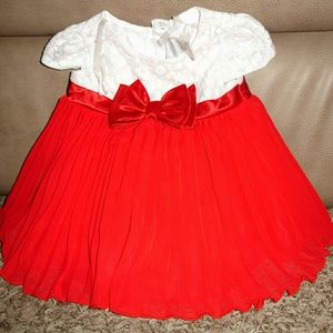 12 months Red & White dresd